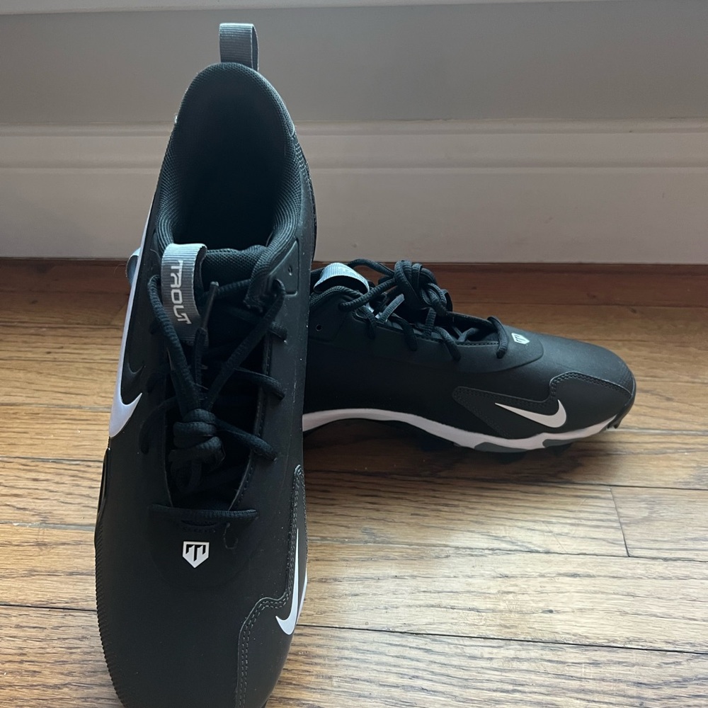 Nike Men's Black Trout FastFlex Cleats Athletic Shoes